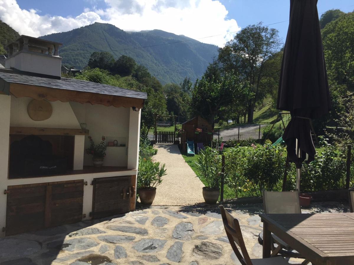 Bed and Breakfast Chez Mimi Et Nico Gèdre Esterno foto